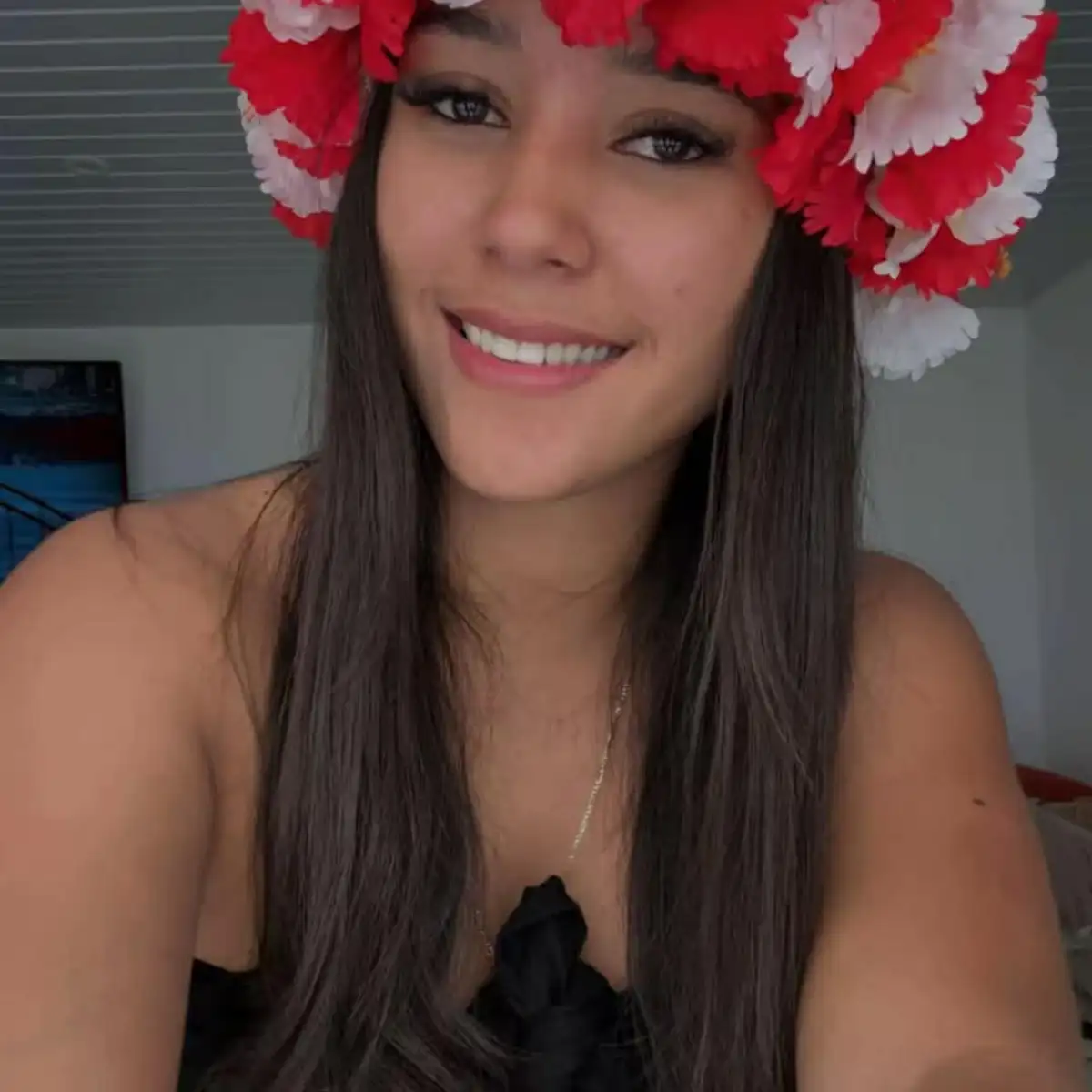 Couronne fleurs d’hibiscus rouge blanc